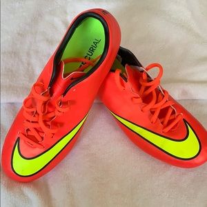 Nike Mercurial soccer cleats size 7